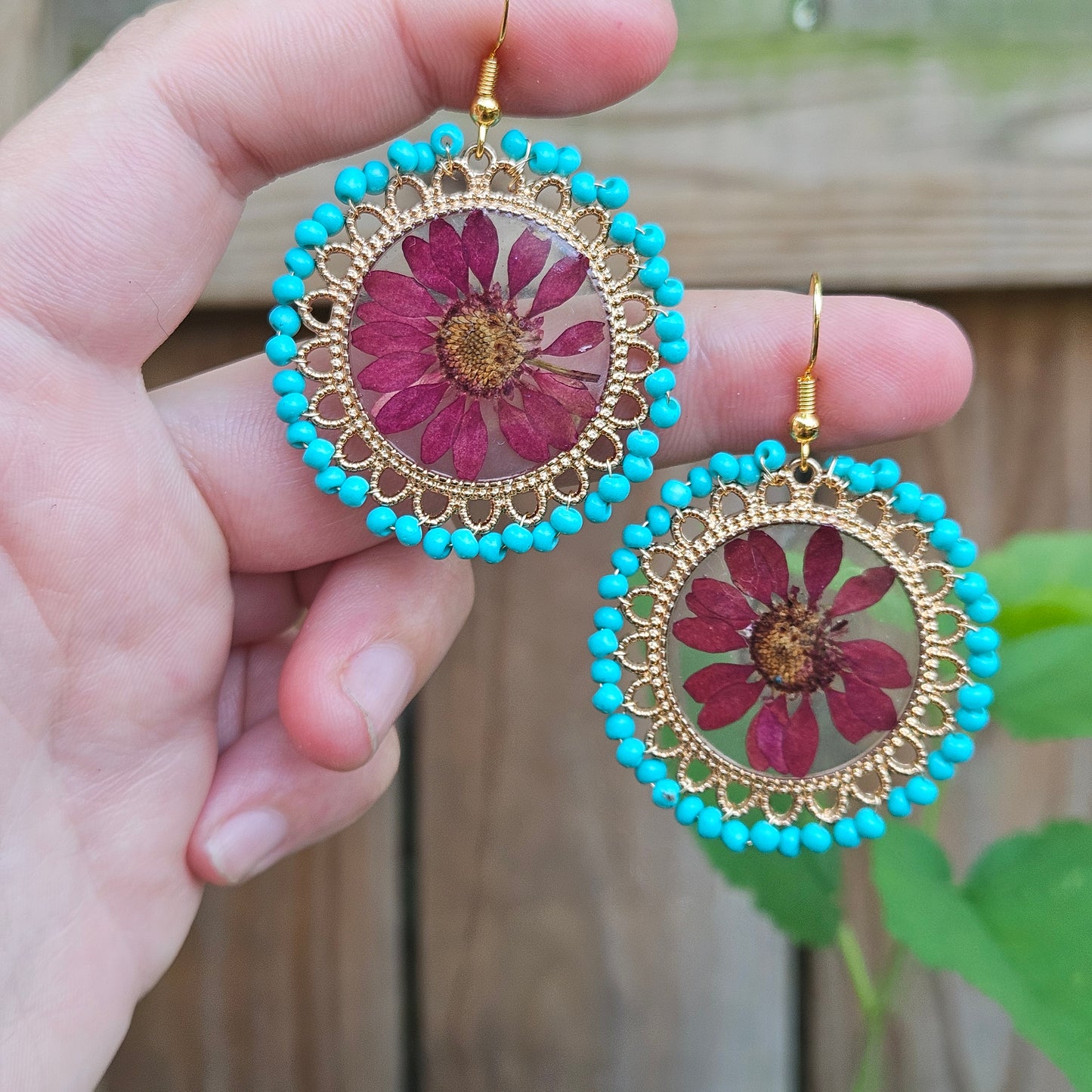 Beaded Daisy Earrings