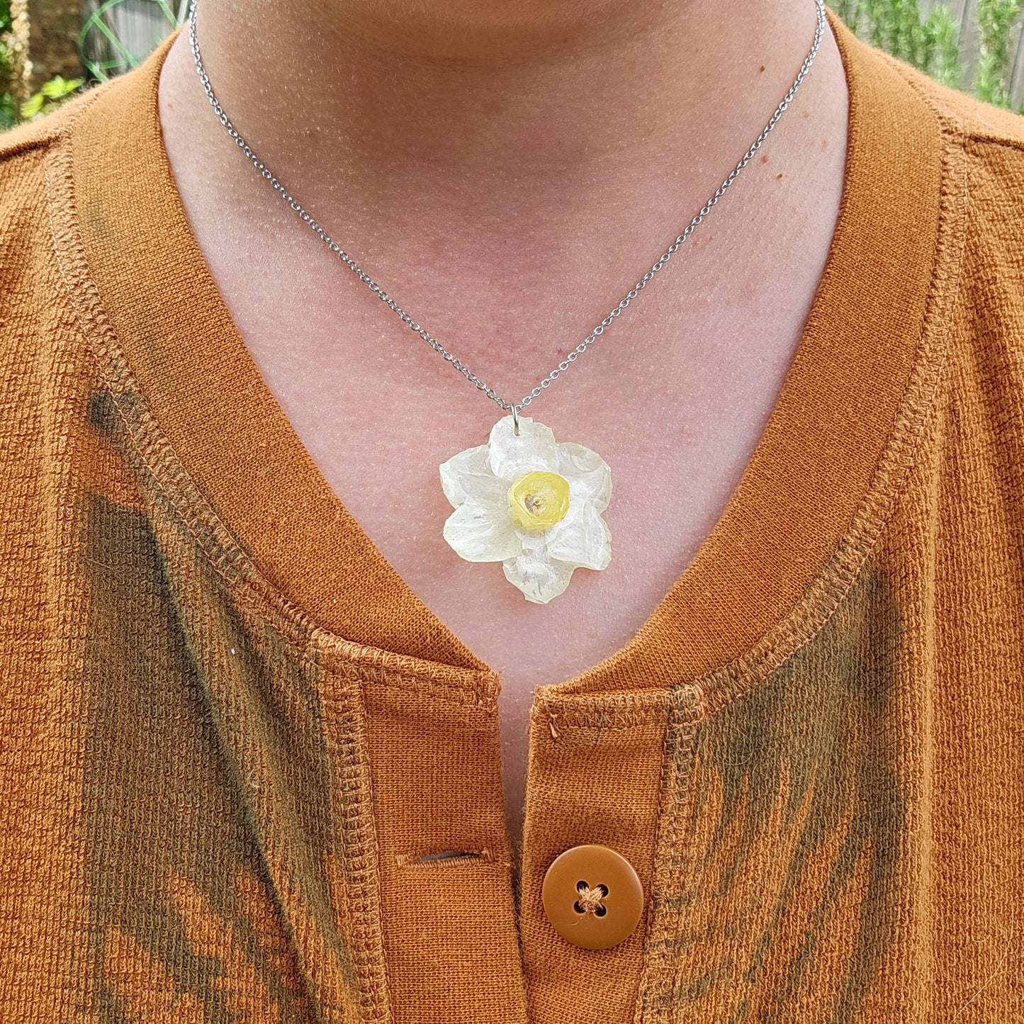 Daffodil Necklace