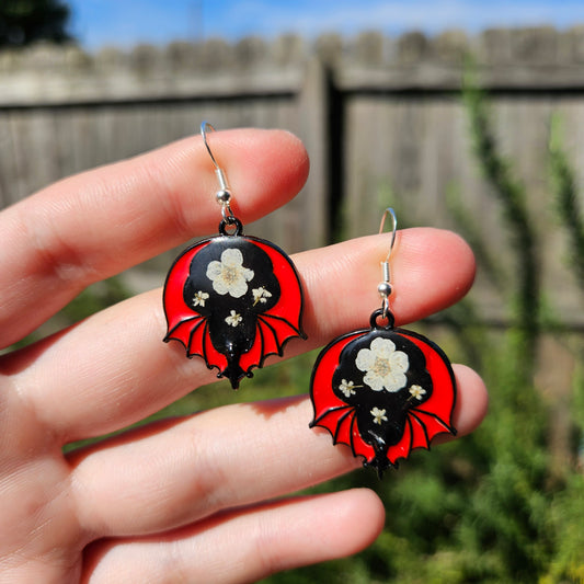 Scarlet Bats
