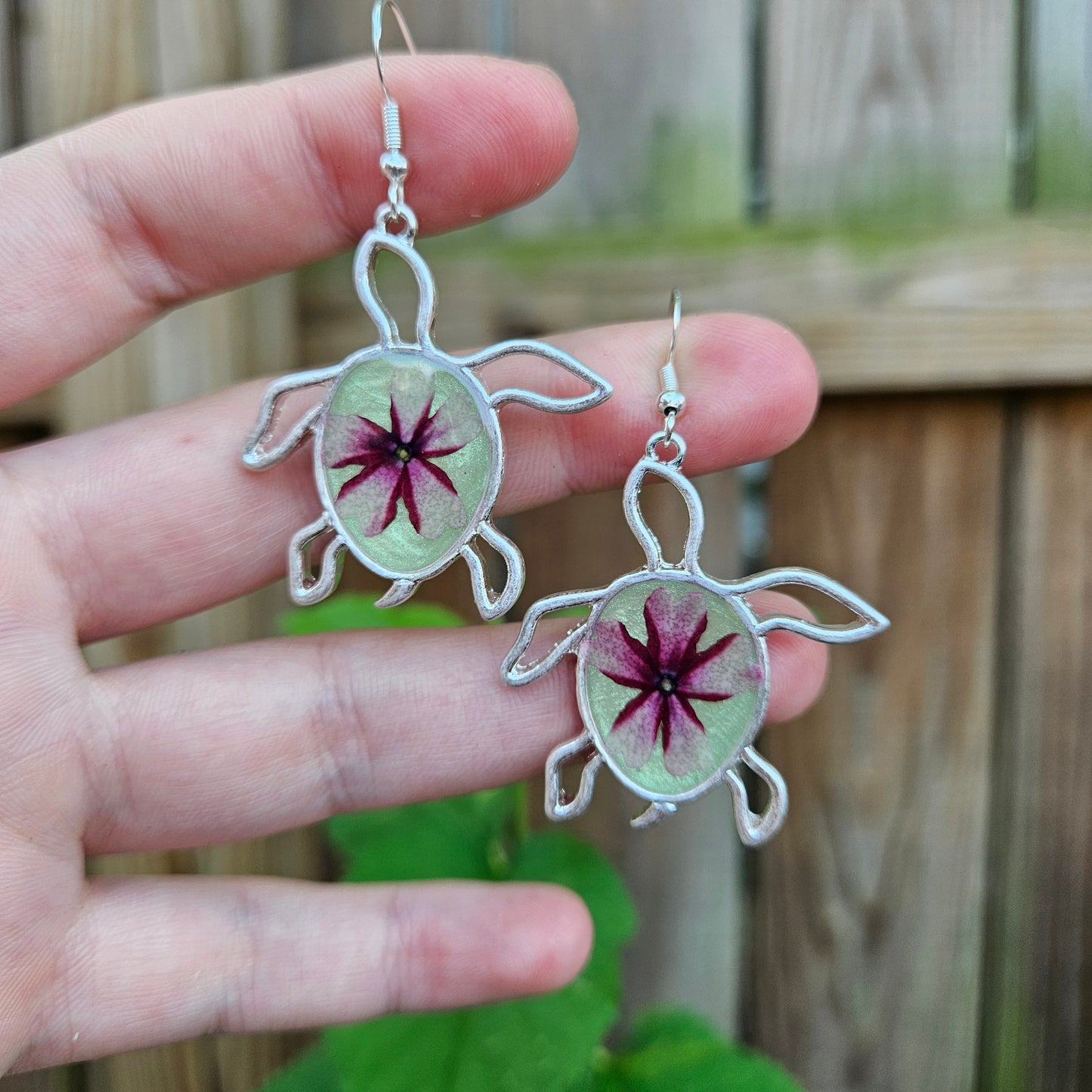 Floral Sea Turtles