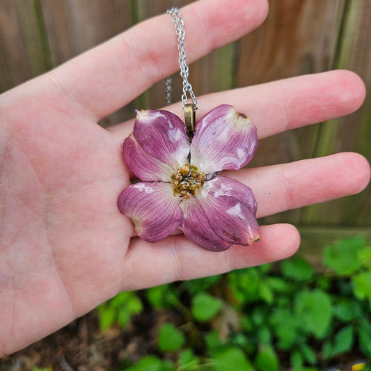 Dogwood Necklace